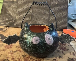 Vtg Look Mini Glittery Bat Basket Decor Halloween  - Picture 1 of 4