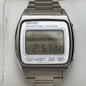 NOS VINTAGE Rare 70’s Quartz Seiko LCD BOND MOONRAKER Digital M354-5020 - Read - Picture 1 of 9