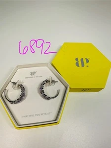 Neu im Karton Bomb Party Creolen ER53309 Carolina Ohrringe Lav. Topas CZ Rhodium P - Bild 1 von 5