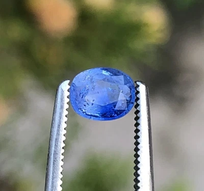 0.70 ct top quality seylon sapphir loose gemstone from sri lanka - Image 1 of 4