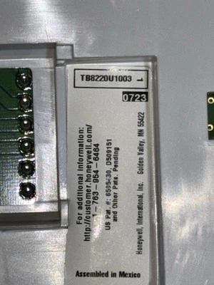 (Used) Honeywell Commercial VisionPro 8000 Programmable Thermostat TB8220U1003 - Image 1 of 3