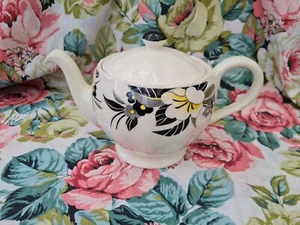 Vintage Grindley Art Deco Floral Black Yellow Striking Decorative Teapot - Picture 1 of 9