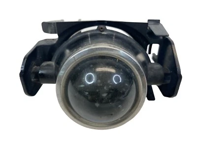 Faro antiniebla delantero Ford Fusion 06-11 Milán 2006-2012 6E53-15K200-AA Foto 1 de 4