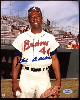 Hank Aaron Signed 8x10 Photo Autograph PSA/DNA AN95361 Braves HOF~(BB) - Image 1 of 4