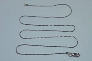 14K White Gold 18 inch, .7 mm wide Wheat Link Chain - Picture 1 of 5