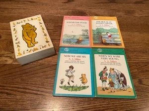 THE WINNIE-THE-POOH LIBRARY by A. A. Milne 4 Paperback Books VINTAGE BOXED SET - Picture 1 of 9