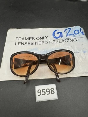 GAFAS DE SOL VALENTINO VINTAGE LOGO EN BRAZOS COLOR MARRÓN MARCO PLÁSTICO 5440/S ITALIA Foto 1 de 4