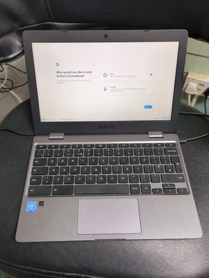 ASUS Chromebook C223N Laptop Google Chrome OS 11.6 Inch 32GB no charger - Image 1 of 4