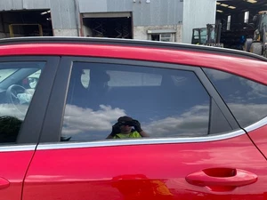 HYUNDAI KONA DOOR GLASS REAR LEFT 2023-2025 - Picture 1 of 10