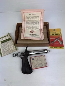 Repeater Vintage Hypodermic Agricultural Syringe With Box Wilcox Sydney - Picture 1 of 9