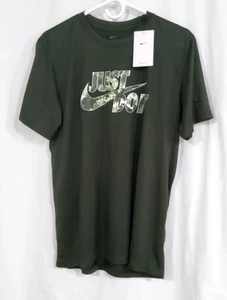 NEW Nike Men's Dark Green Training Tee T Shirt w/ Camo Lettering - Sz M - Picture 1 of 5