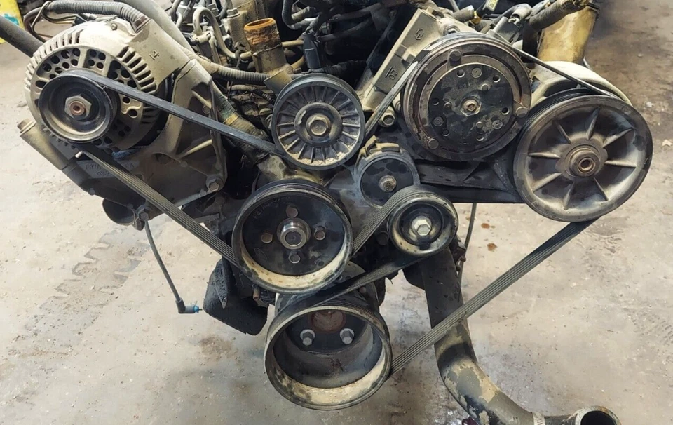 Kit de accesorios de cinturón serpentino Ford Ranger Mazda B3000 3.0 kit de accesorios delanteros Foto 1 de 4