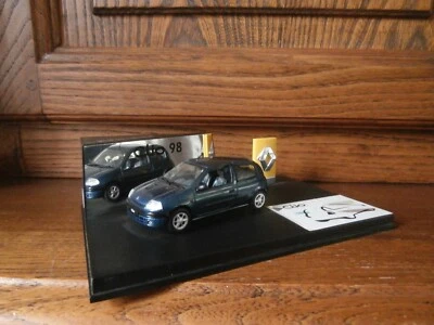 RENAULT CLIO 16V Année 1998 Bleu & Marque Vitesse Renault  1/43e - Photo 1/4