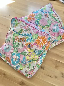 2 Lilly Pulitzer XL Pink Blue Green Floor Cushion Pillow Indoor/outdoor - Picture 1 of 4