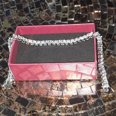 Pulsera Tenis 9.0 Ct Corte Redondo Zafiro 6.75" L Mujer Chapada en Oro Blanco 14k Foto 1 de 4