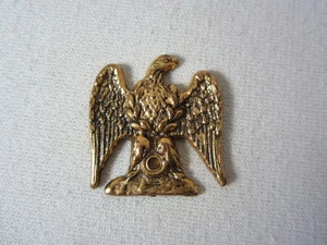 Vintage Eagle Pendant Plaque Americana Patriotic Midcentury 1.25 Inches Tall - Picture 1 of 2