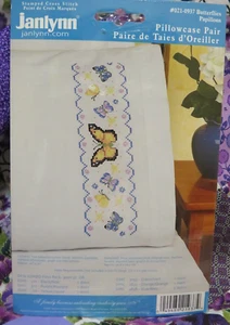 2004 Janlynn Stamped Cross Stitch Pair  Pillowcases  20"X30" Butterflies - Picture 1 of 8