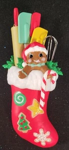 Hallmark Christmas Ornament 2022 Gingerbread Cookie Baking Stocking Stuffers A63 - Bild 1 von 5