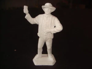 FIGURINE CAFE  MOKAREX PROVINCES DE FRANCE ANGEVIN HOMME - Picture 1 of 1