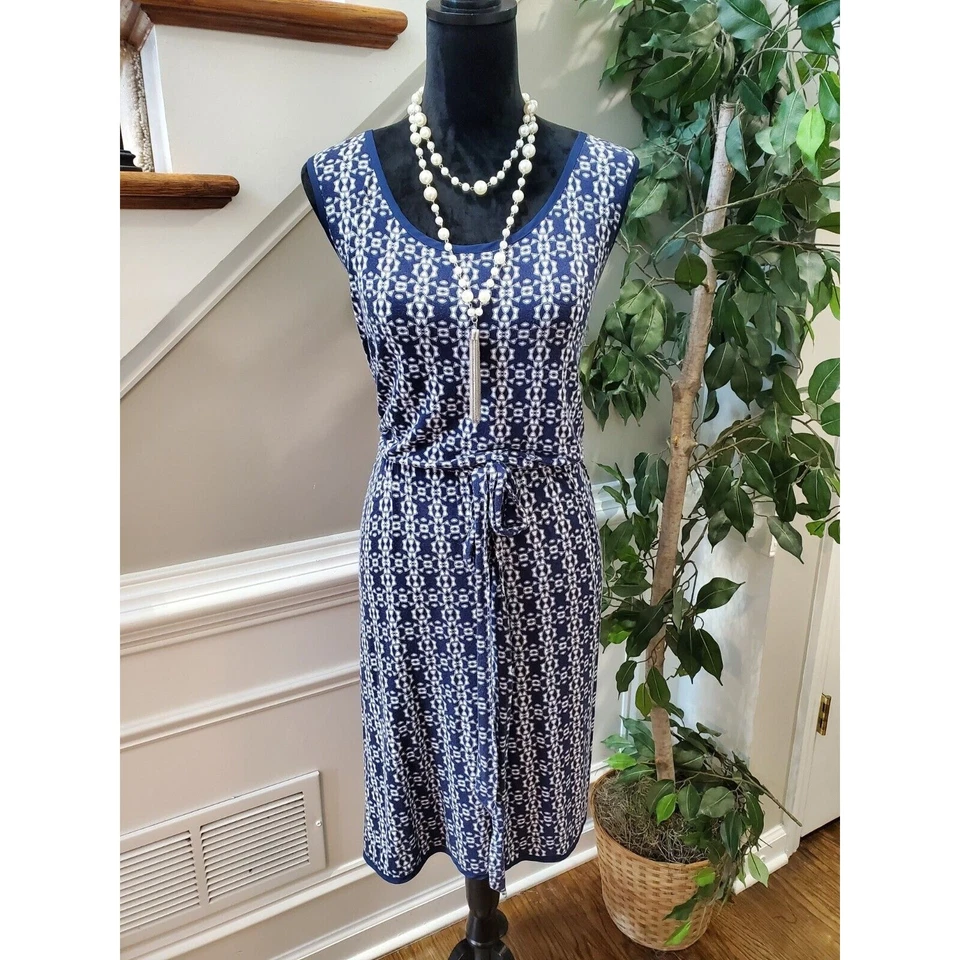 Vestido A New Approach para mujer azul rayón cuello redondo sin mangas hasta la rodilla talla 2X Foto 1 de 4