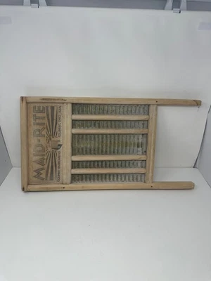 Vintage Maid-Rite No 2072 Standard Family Size Wash Board Columbus Washboard Co - Image 1 of 4