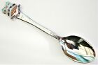 SE908) Vintage Oulton Broad crest Suffolk souvenir collectors spoon