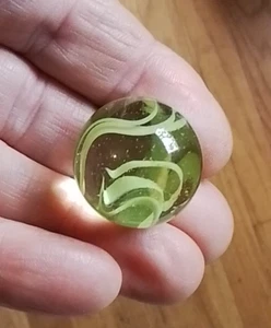 Vintage Wire Pulled GREEN SWIRL MARBLE, One Inch - Picture 1 of 4