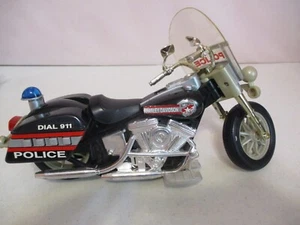 Buddy L-Highway Patrol-Motocicleta-1994-12" Largo-7" Alto-Vintage-Como se muestra-Funciona - Imagen 1 de 5