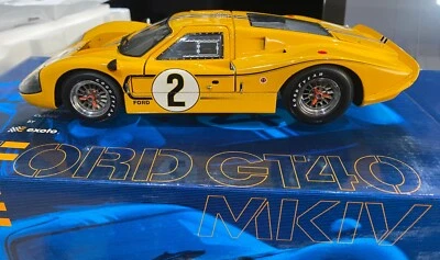 Exoto escala 1:18 1967 Le Mans 24 horas Ford GT40 MK IV #2 McLaren/Donohue Foto 1 de 4