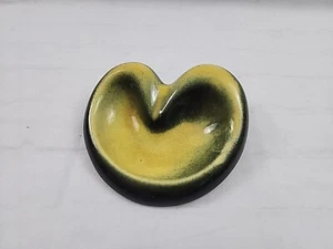MCM Retro Arno Scheiding Yellow & Black Freeform Heart Ashtray Change Dish T703 - Picture 1 of 6
