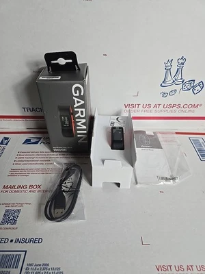 Garmin Vivosport 智能 GPS 活动跟踪器 - 中小型 红色/黑色, 阅读 — 第 1/4 张图片