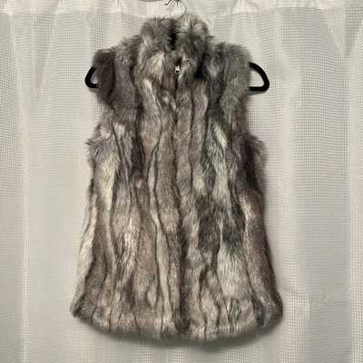 Chaleco de piel de zorro plateado sintético para mujer talla pequeña cremallera reversible Keren Harts Foto 1 de 4