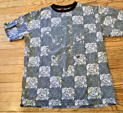 Camiseta SOUTHPOLE - Para Hombre Talla L - Gris/Blanco Estampado Geométrico - 100% Algodón Foto 1 de 4