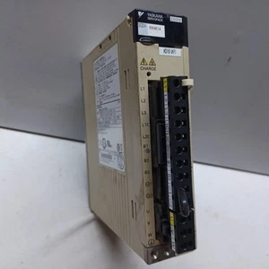 Yaskawa Servo Drive SGDV-R90AE1A Servopack IP10 - UNTESTED Parts/Repair ONLY! - Picture 1 of 9