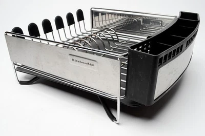 KitchenAid Estante de secado de platos de acero inoxidable con soporte para utensilios Bandeja de goteo Foto 1 de 4