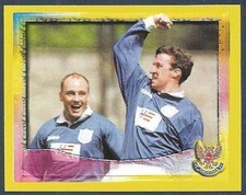 PANINI SCOTTISH PREMIER LEAGUE 2000- #386-ST JOHNSTONE PLAYERS CELEBRATE