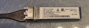 IBM 2498-B24 SAN24B 8x16GB 24 Port SFP FC SAN Switch 57W - Afbeelding 1 van 5