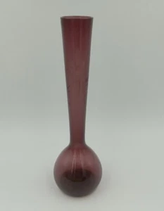 Vintage Hand blown plum etched glass bud Vase 8 in - Picture 1 of 7