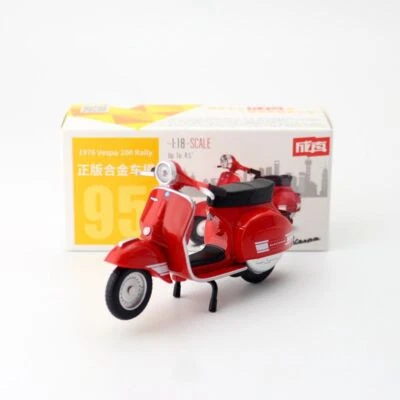 1:18 Diecast Vespa 200 1976 Motorbike Metal Model Motorcycle Toy Gift Collection - Image 1 of 4