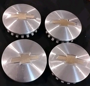 22837060 Chevrolet Wheel Center Hub Cap OEM 3 1/4 in 2019-2024 CHEVY Tahoe Subu - Picture 1 of 2
