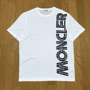 Moncler Vertical Logo T-Shirt, weiß, Größe Small, japanisches Produkt, N7378 - Bild 1 von 24