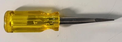 Vintage 3.5 " Stubby Flat Head Slotted Screwdriver Yellow Handle, Made In USA - Image 1 of 4