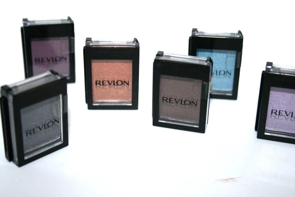 REVLON eyeshadow ColorStay Eye Shadow Candy   Pearl size    CHOOSE your color - Image 1 of 1