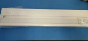 18" (15 LED) LED UNDER CABINET FIXTURE  Dimmable  , Cool White, 4000K, 6W - Picture 1 of 7