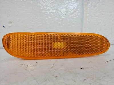 Marcador lateral derecho delantero Dodge Neon 2000-2005 (montado en parachoques) Foto 1 de 4