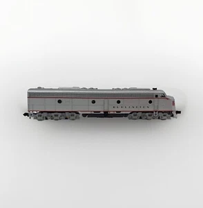 N Life-Like E8 Diesel Locomotive Train 7206 CB&Q (9941B) Burlington - Picture 1 of 12