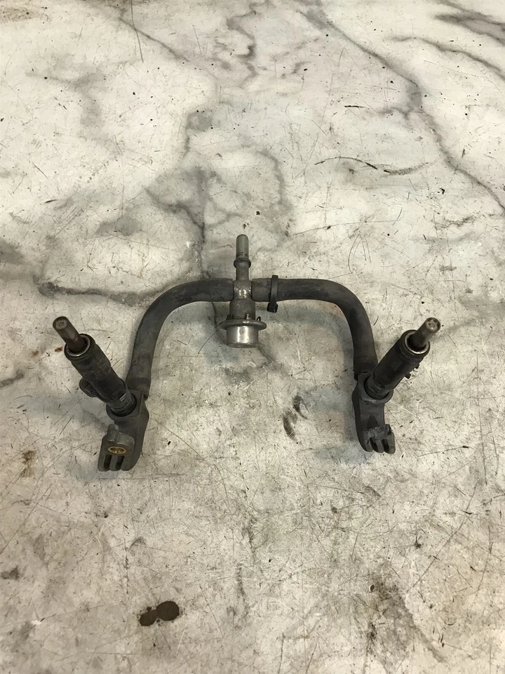 12 Victory Vision Touring 106 gas fuel injection injector nozzles & line rail  Foto 1 de 4