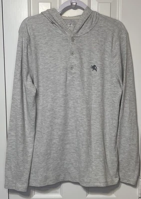 Prenda para el torso informal Express para hombre gris tejido gofre Henley manga larga talla grande Foto 1 de 4