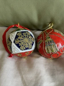 Cloisonne Christmas Ornament Ball Colorful Snowflake Red Gold Background 2.5” - Picture 1 of 6