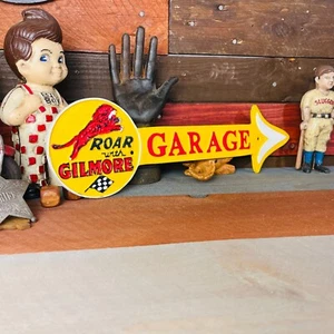 Roar With Gilmore Garage Cast Iron Arrow Plaque Sign - Picture 1 of 4